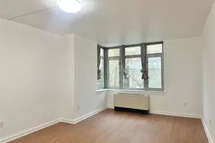 40-26 College Point Blvd, Flushing, NY 11354 - Photo 3