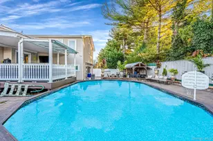 287 Clearmeadow Dr, East Meadow, NY 11554 - Photo 15