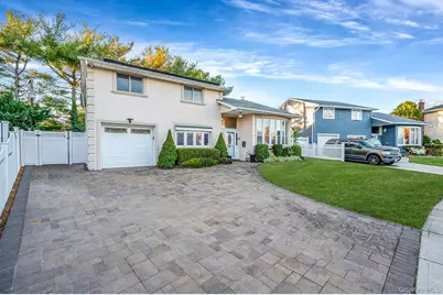 287 Clearmeadow Drive, East Meadow, NY 11554 - Photo 7