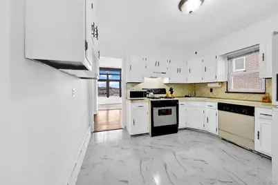 400 Egmont Avenue, Mount Vernon, NY 10553 - Photo 7