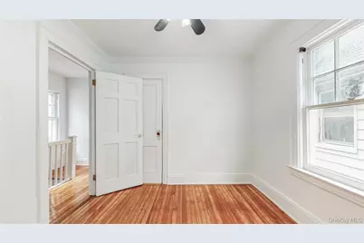 72-04 Manse Street, Forest Hills, NY 11375 - Photo 13