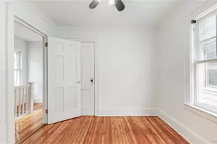 72-04 Manse St, Forest Hills, NY 11375 - Photo 13