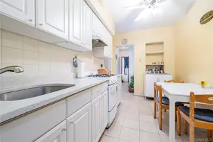 2060 64th St, Brooklyn, NY 11204 - Photo 7