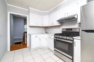 2060 64th St, Brooklyn, NY 11204 - Photo 17