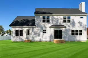 12 Fox Run Ct, Ridge, NY 11961 - Photo 3