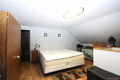 878 County Line Road, Amityville, NY 11701 - Photo 9