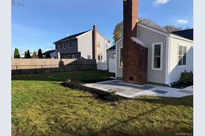 55 Terry Road, Patchogue, NY 11772 - Photo 17