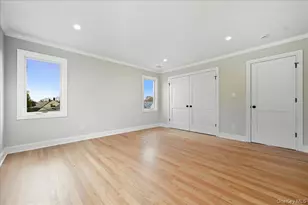 39 Cobalt Ln, Westbury, NY 11590 - Photo 33