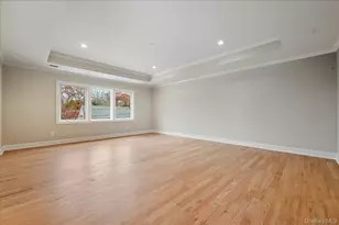 39 Cobalt Ln, Westbury, NY 11590 - Photo 35