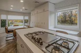 1 Fulton Pl, Jericho, NY 11753 - Photo 7