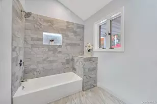 100 Old Northport Rd, Kings Park, NY 11754 - Photo 27