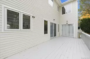 11 Drury Ln, Great Neck, NY 11023 - Photo 21