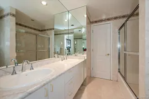 11 Drury Ln, Great Neck, NY 11023 - Photo 17