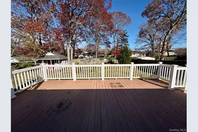 223 Timberpoint Road, East Islip, NY 11730 - Photo 41