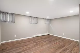 17 Evans Ave, Farmingdale, NY 11735 - Photo 19