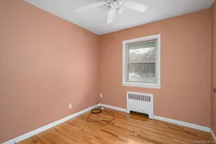 17 Evans Ave, Farmingdale, NY 11735 - Photo 9