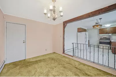 98 Rose Place, Selden, NY 11784 - Photo 9