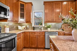 103 Old White Plains Rd, Tarrytown, NY 10591 - Photo 19
