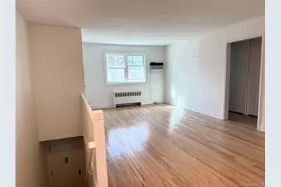 22406 Springfield Boulevard #7815 B, Oakland Gardens, NY 11364 - Photo 11