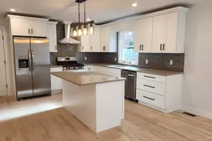 45 Kingsland Ave, Shirley, NY 11967 - Photo 7