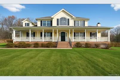 106 Fox Hill Run, Rock Tavern, NY 12575 - Photo 1