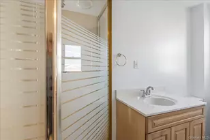57-39 57th Rd, Maspeth, NY 11378 - Photo 23