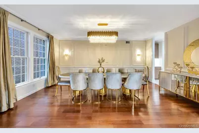 2 Old Bridge Court, Melville, NY 11747 - Photo 9