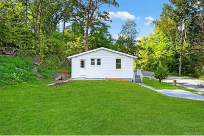 2091 Maple Avenue, Cortlandt Manor, NY 10567 - Photo 3