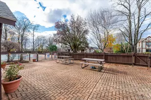 43 Foxwood Cir, Mount Kisco, NY 10549 - Photo 23