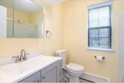 43 Foxwood Circle, Mount Kisco, NY 10549 - Photo 17