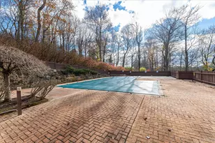 43 Foxwood Cir, Mount Kisco, NY 10549 - Photo 21