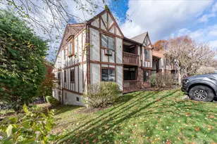 43 Foxwood Cir, Mount Kisco, NY 10549 - Photo 5