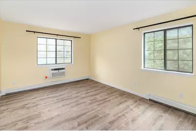 43 Foxwood Circle, Mount Kisco, NY 10549 - Photo 15