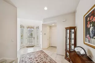 652 Balfour Pl, Melville, NY 11747 - Photo 3