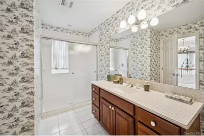 652 Balfour Place, Melville, NY 11747 - Photo 17