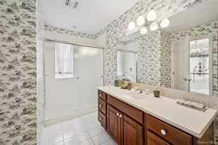 652 Balfour Pl, Melville, NY 11747 - Photo 17