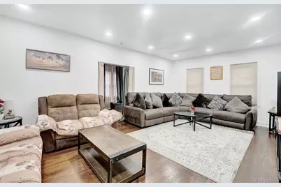 810 Wallace Avenue, Baldwin, NY 11510 - Photo 7