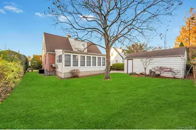 34 Alstead Road, Valley Stream, NY 11580 - Photo 33