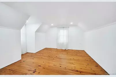 34 Alstead Road, Valley Stream, NY 11580 - Photo 25