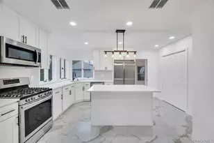 34 Alstead Rd, Valley Stream, NY 11580 - Photo 9