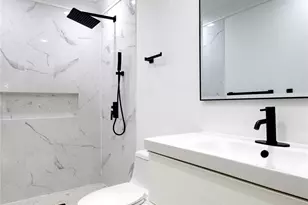 26 Norwich St, Huntington Station, NY 11746 - Photo 11