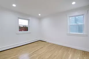 26 Norwich St, Huntington Station, NY 11746 - Photo 13