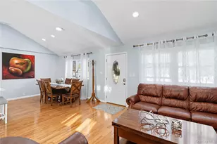 131 S 5th St, Bethpage, NY 11714 - Photo 7