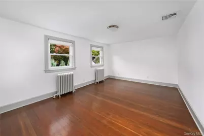 56 Gard Avenue, Bronxville, NY 10708 - Photo 5