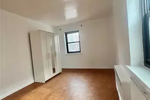 94-30 59th Ave, Elmhurst, NY 11373 - Photo 23