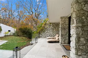 40 W View Dr, Upper Brookville, NY 11771 - Photo 5