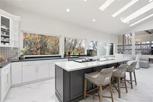 40 W View Dr, Upper Brookville, NY 11771 - Photo 15