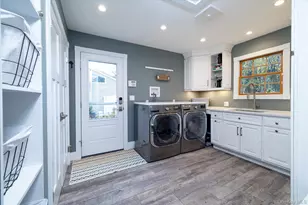 452 Westminster Rd, Rockville Centre, NY 11570 - Photo 13