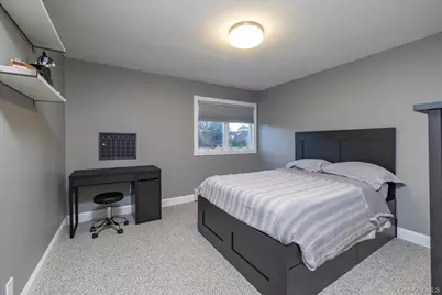 452 Westminster Road, Rockville Centre, NY 11570 - Photo 21