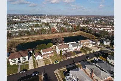 106 Harrison Avenue, Bethpage, NY 11714 - Photo 3